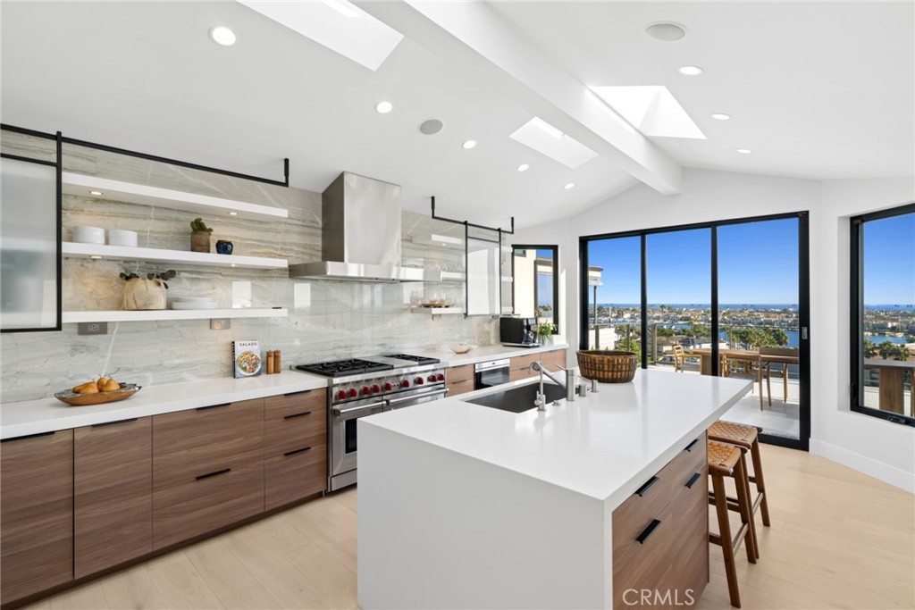 1021 Kings Road Newport Beach, CA 92663 - Photo 10 of 49 Gallery Image 10