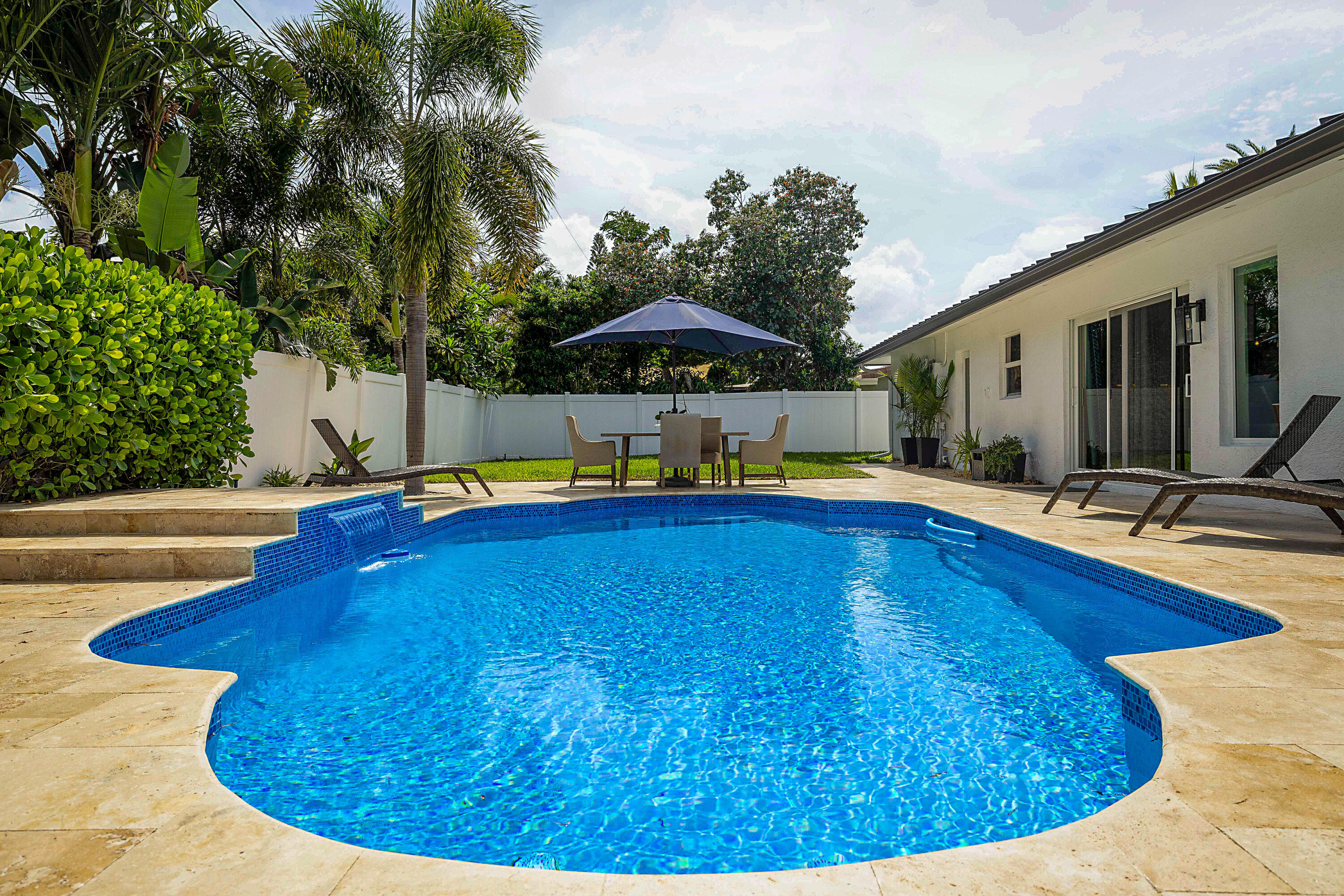 2620 Northeast 53rd Street Lighthouse Point, FL 33064 - Photo 43 of 44 2620 NE 53rd St -31