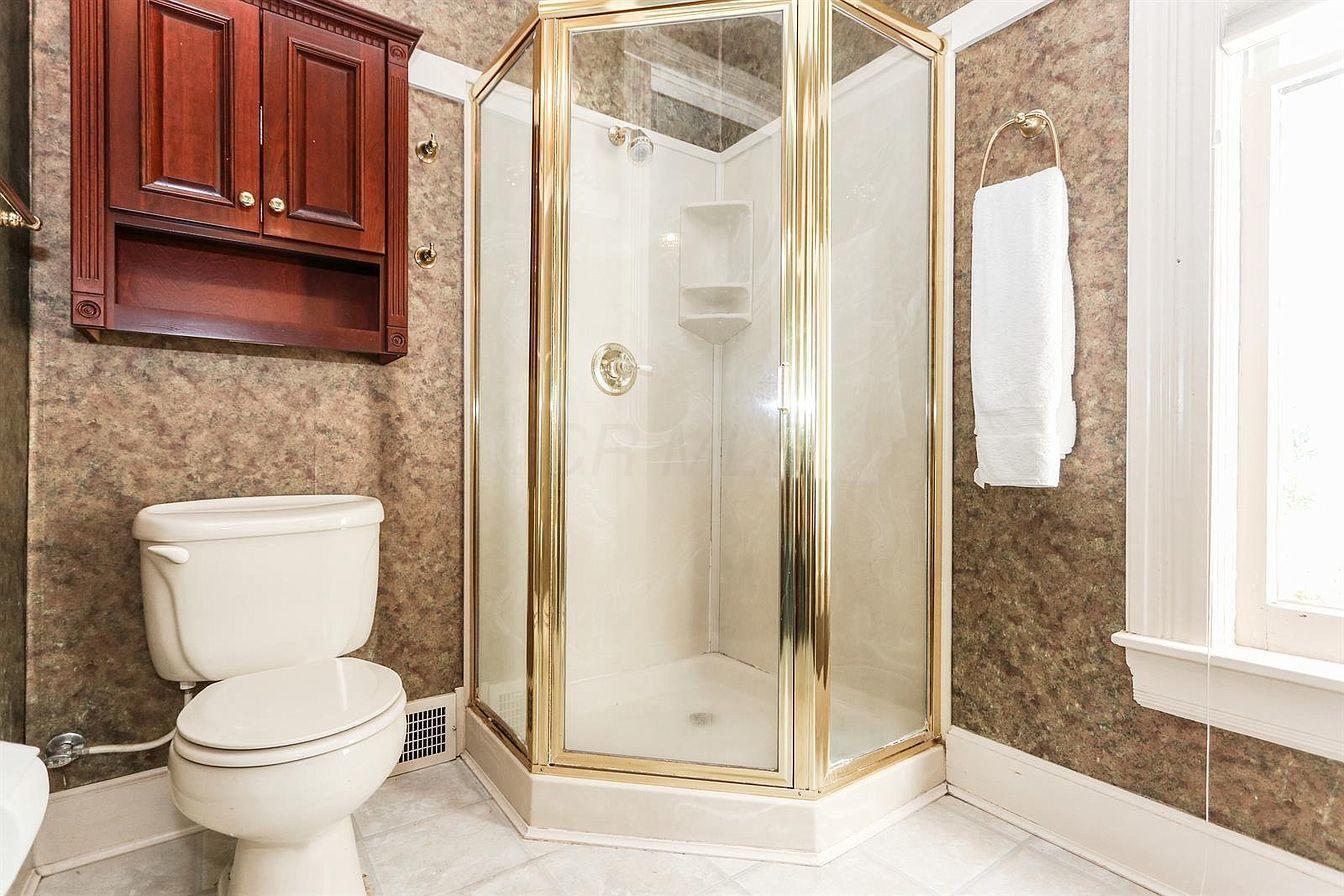 845 East High Street Springfield, OH 45505 - Photo 27 of 40
