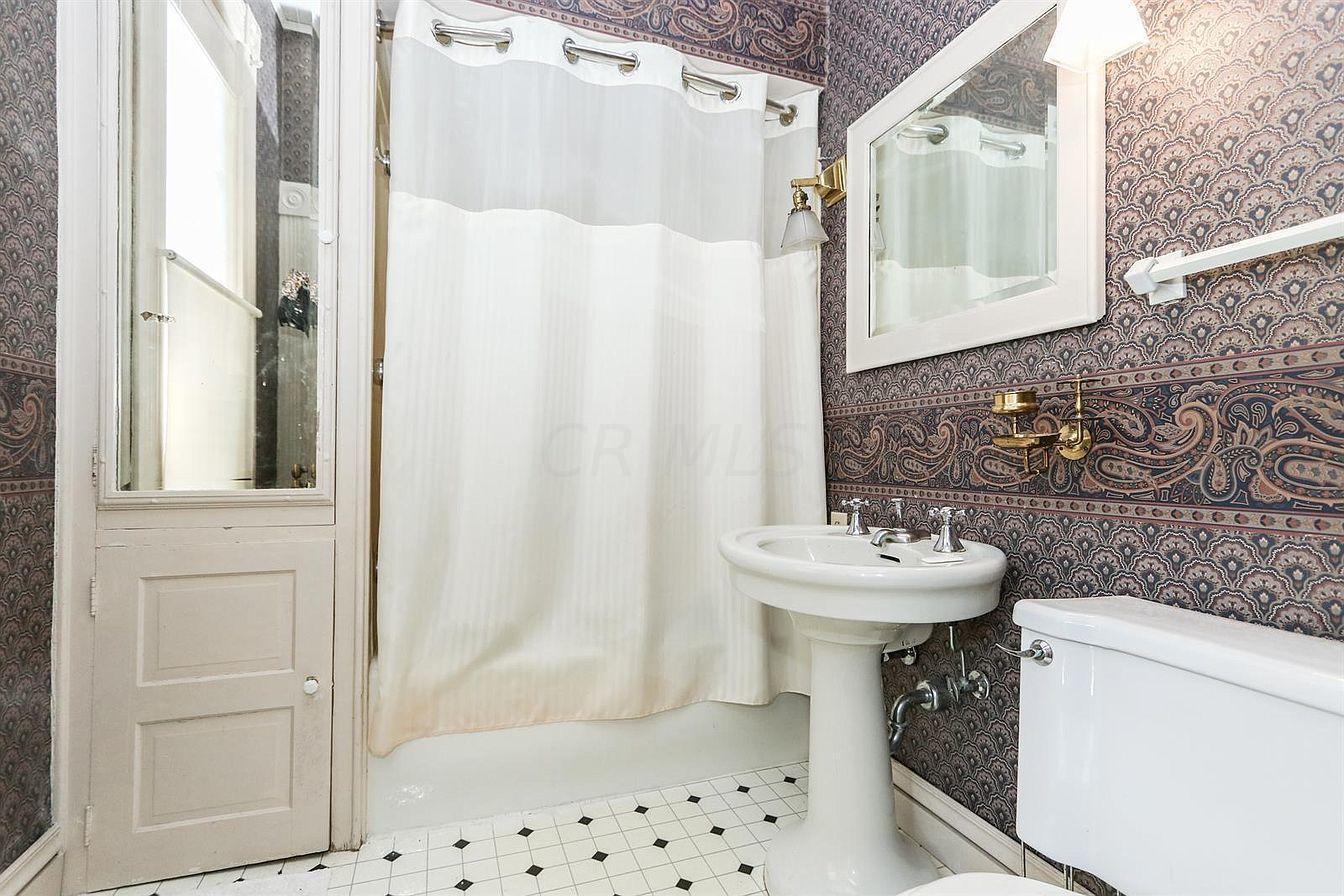 845 East High Street Springfield, OH 45505 - Photo 33 of 40