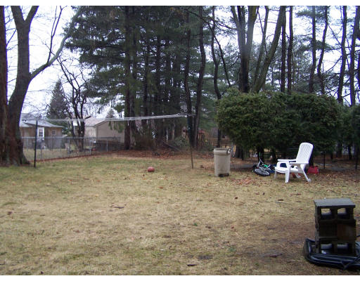 1 Clarendon Road Auburn, MA 01501 - Photo 6 of 6 Gallery Image 6