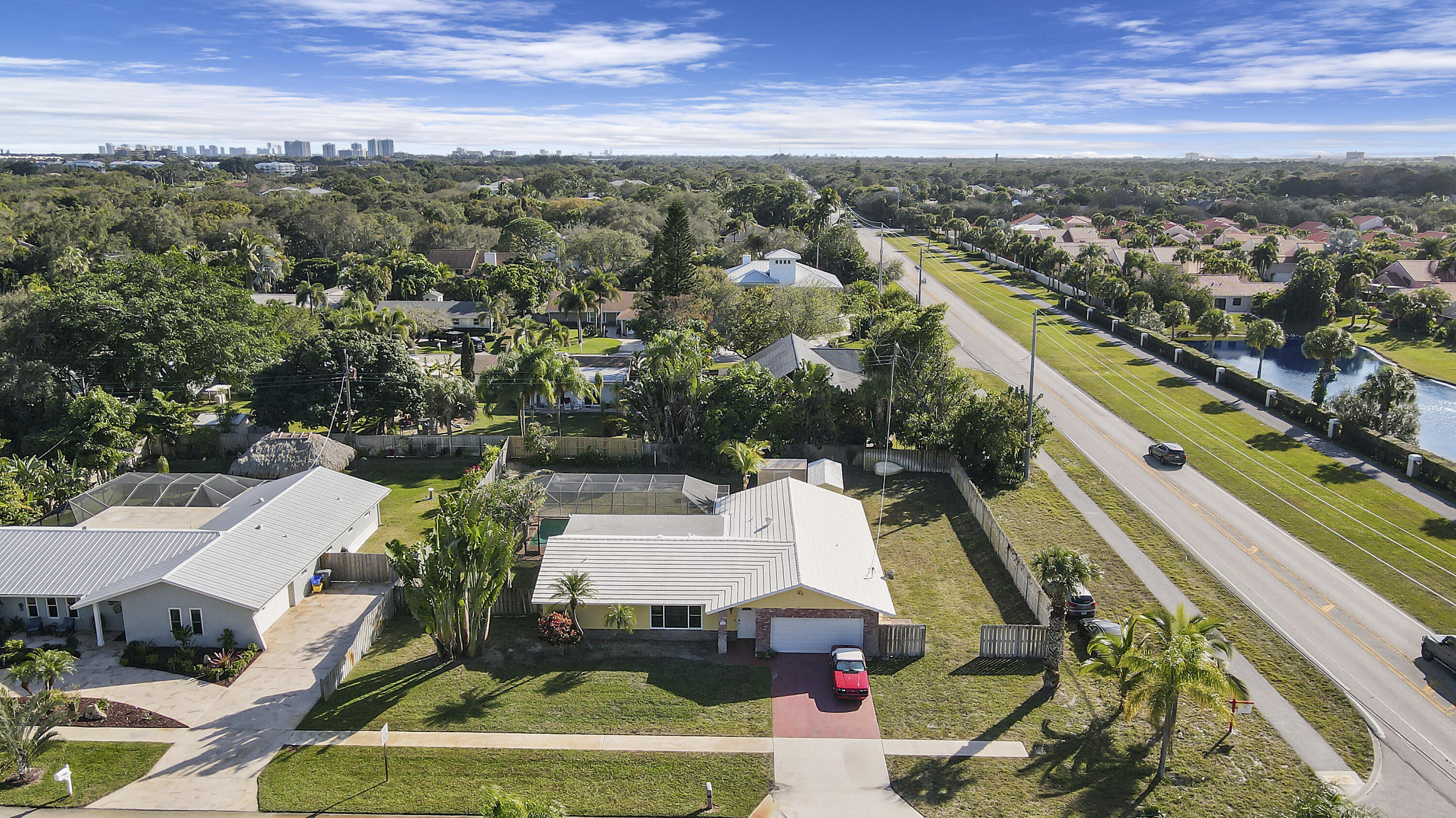 2480 Windsor Road Palm Beach Gardens, FL 33410 - Photo 3 of 44 Front elevation