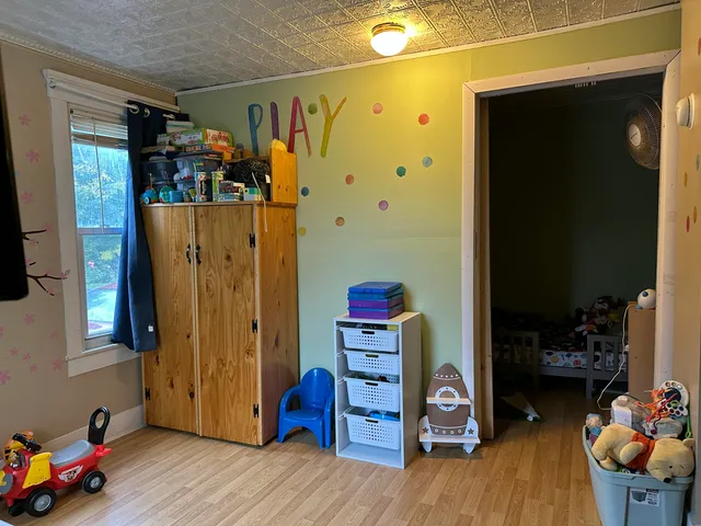 $179,900 | 21 Pine Street, Skowhegan, ME 04976