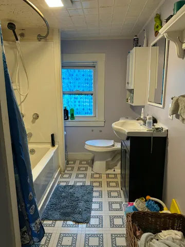 $179,900 | 21 Pine Street, Skowhegan, ME 04976