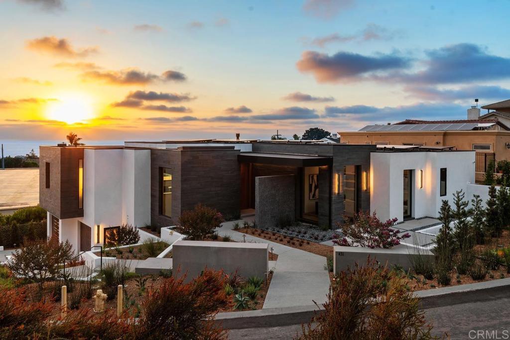 431 Marview Lane Solana Beach, CA 92075 - Photo 15 of 37 a front view of house with a yard