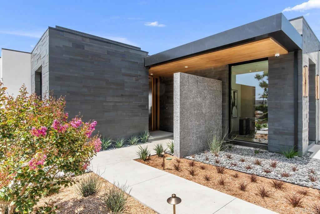 431 Marview Lane Solana Beach, CA 92075 - Photo 2 of 37 a front view of a house