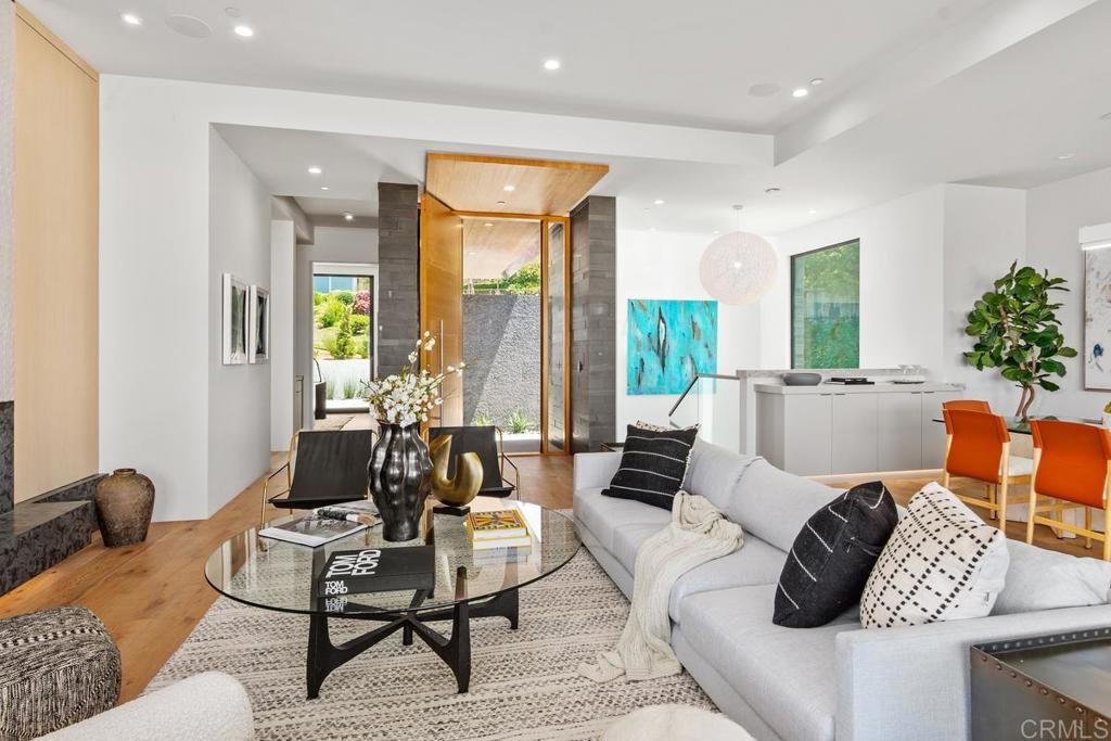 431 Marview Lane Solana Beach, CA 92075 - Photo 8 of 37 a living room with furniture and wooden floor