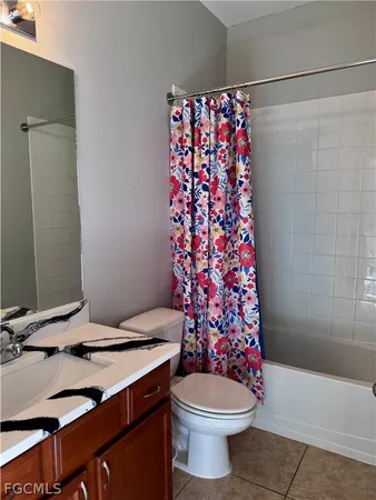 $2,700 | 2322 Southwest 27th Street, Cape Coral, FL 33914