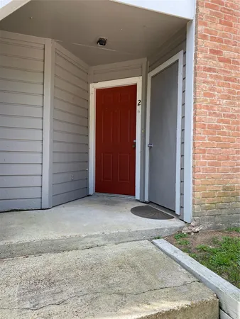 $129,900 | 2401 Sycamore Avenue, Unit C2, Huntsville, TX 77340