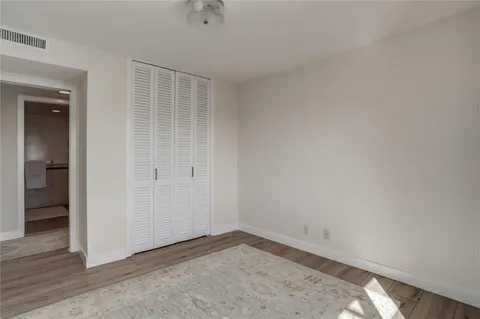 $499,000 | 4545 Wornall Road, Unit 605, Kansas City, MO 64111