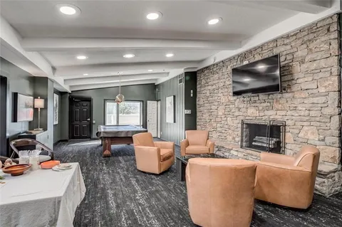 $499,000 | 4545 Wornall Road, Unit 605, Kansas City, MO 64111