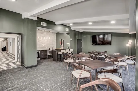 $499,000 | 4545 Wornall Road, Unit 605, Kansas City, MO 64111