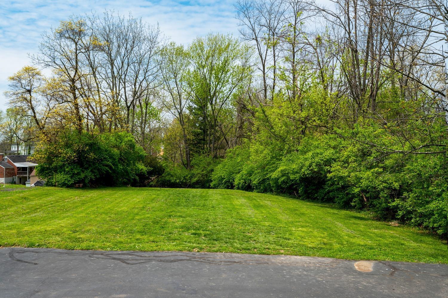 1763 Ebenezer Road Cincinnati, OH 45233 - Photo 35 of 37