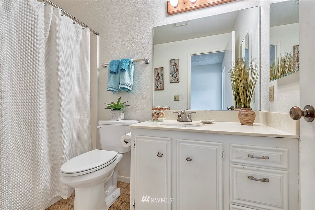 626 Main Street, Unit 10 Edmonds, WA 98020 - Photo 14 of 16 Gallery Image 14