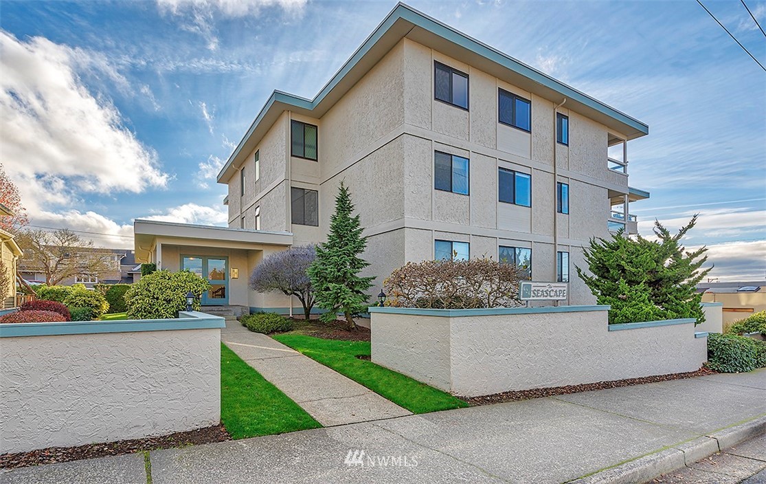 626 Main Street, Unit 10 Edmonds, WA 98020 - Photo 3 of 16 Gallery Image 3