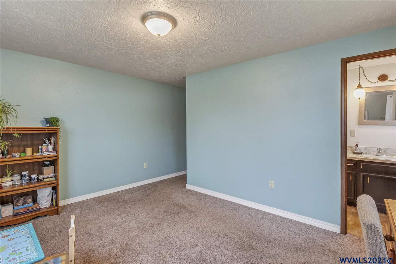 39839 Kingston Jordan Road Scio, OR 97374 - Photo 20 of 35 Gallery Image 20