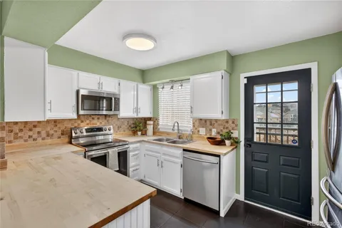 $374,900 | 9410 West Ontario Drive, Littleton, CO 80128