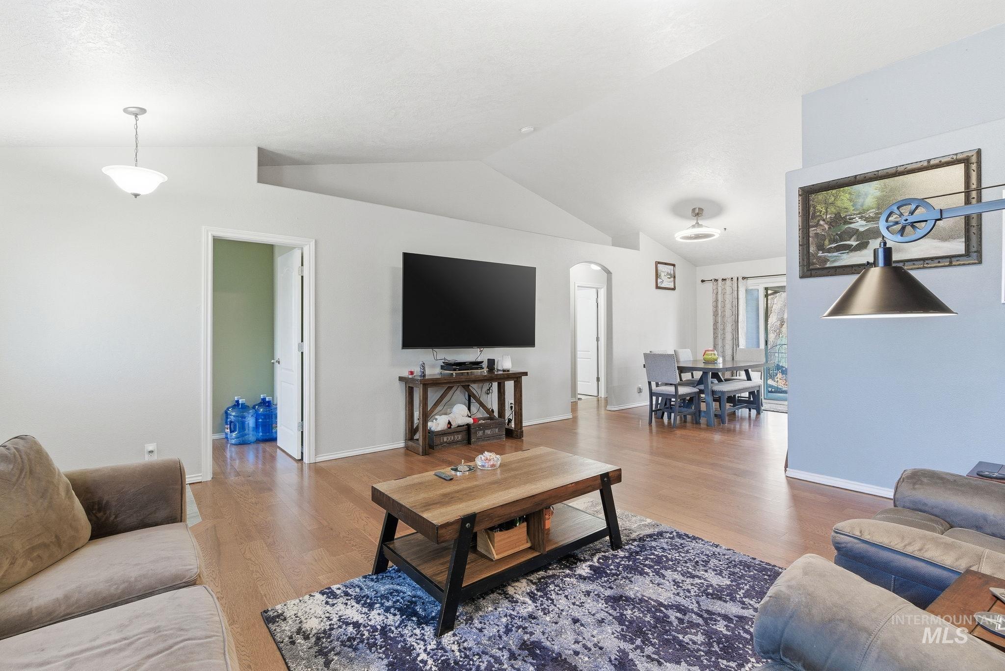 3125 North High Desert Way Meridian, ID 83646 - Photo 12 of 50