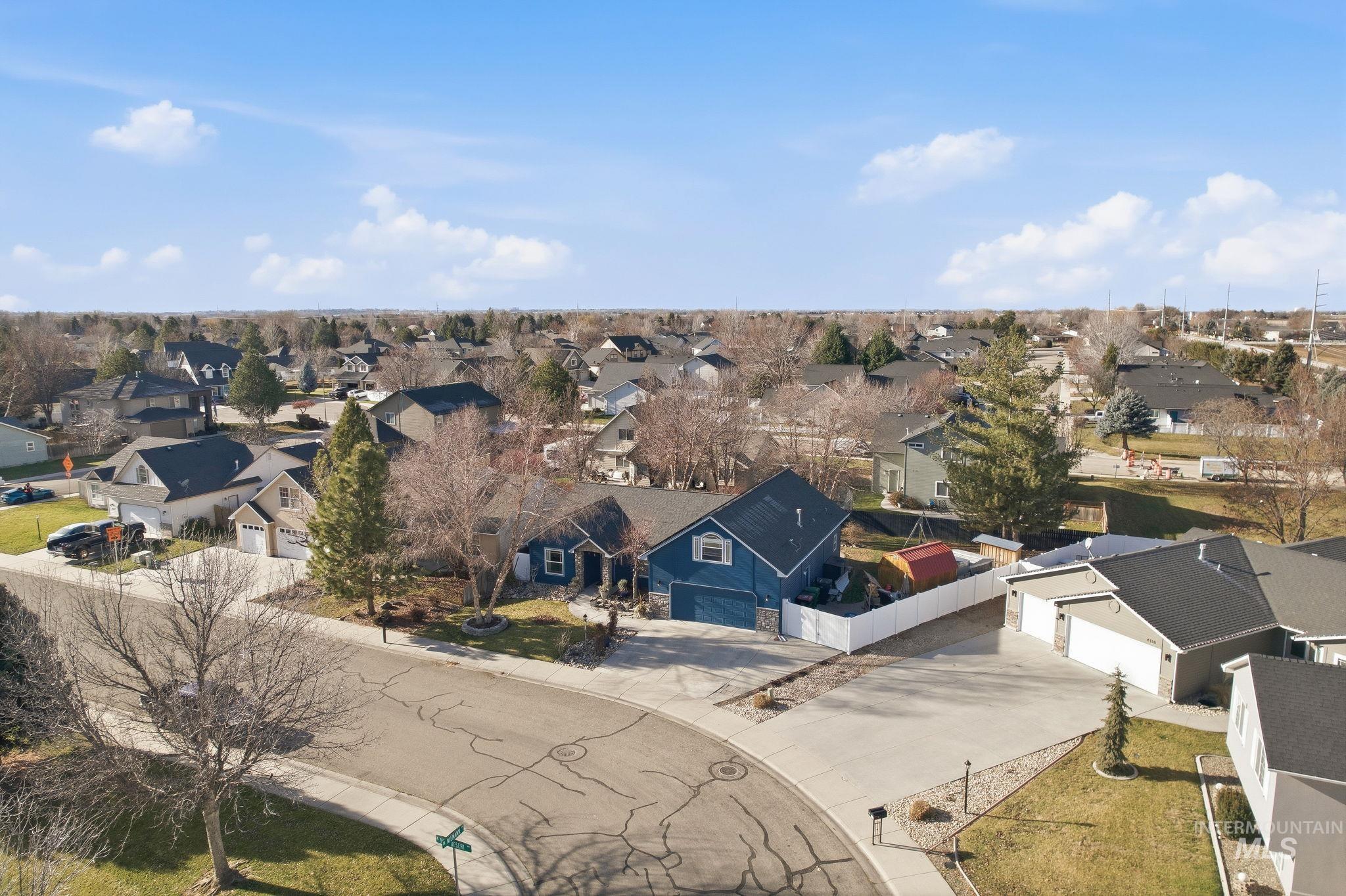 3125 North High Desert Way Meridian, ID 83646 - Photo 5 of 50