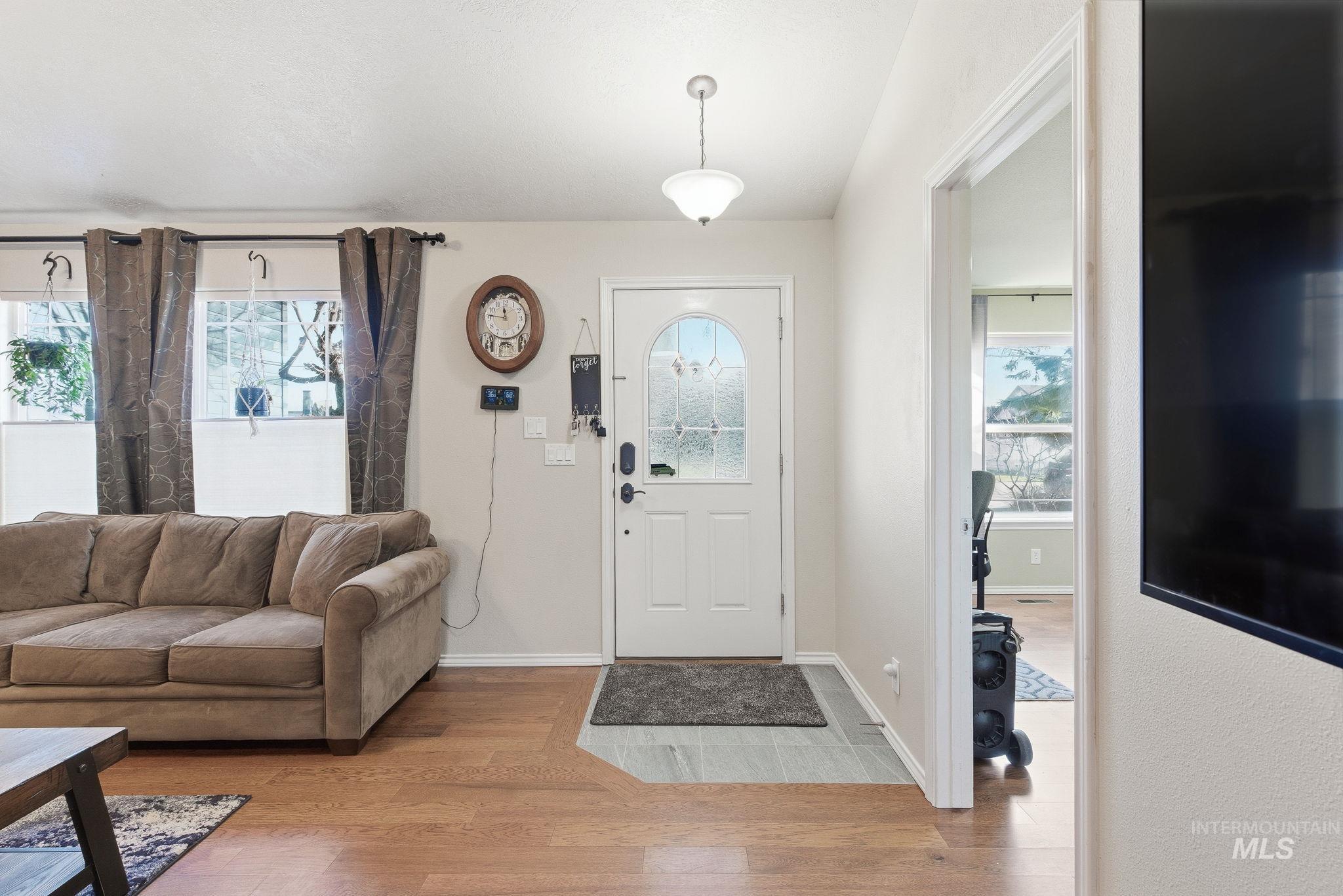 3125 North High Desert Way Meridian, ID 83646 - Photo 6 of 50