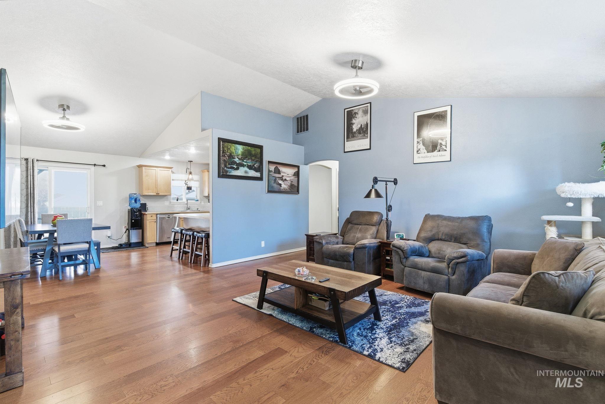 3125 North High Desert Way Meridian, ID 83646 - Photo 7 of 50