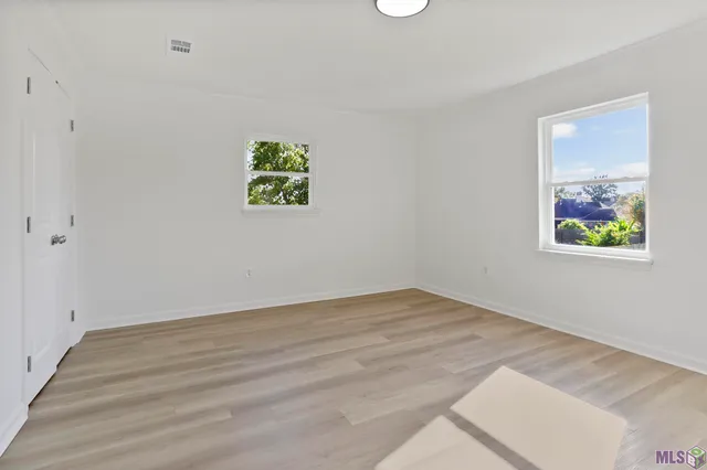 $493,900 | 10479 Ridgely Drive, Baton Rouge, LA 70809