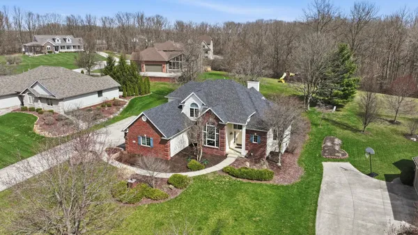 $525,000 | 7415 Witling Boulevard, Roanoke, IN 46783