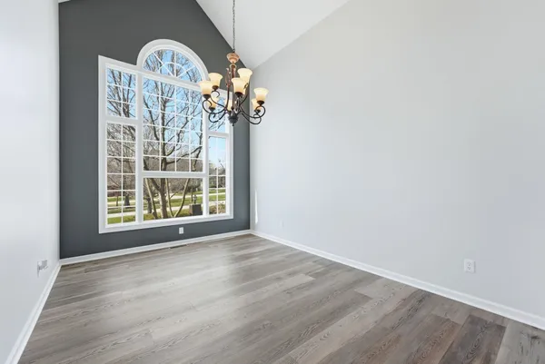 $525,000 | 7415 Witling Boulevard, Roanoke, IN 46783
