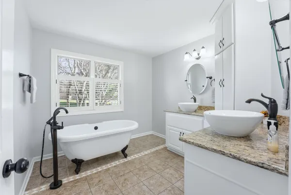 $525,000 | 7415 Witling Boulevard, Roanoke, IN 46783