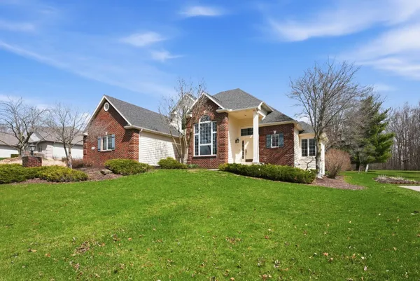 $525,000 | 7415 Witling Boulevard, Roanoke, IN 46783