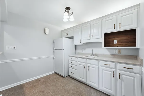 $525,000 | 7415 Witling Boulevard, Roanoke, IN 46783