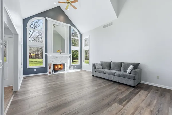 $525,000 | 7415 Witling Boulevard, Roanoke, IN 46783