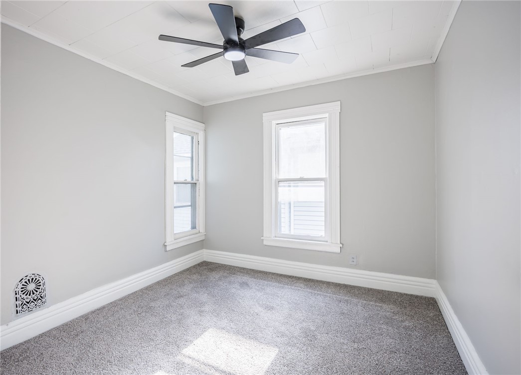 420 Columbia Avenue Rochester, NY 14611 - Photo 16 of 26