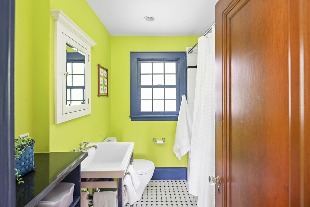 80 Standish Road Watertown, MA 02472 - Photo 17 of 22