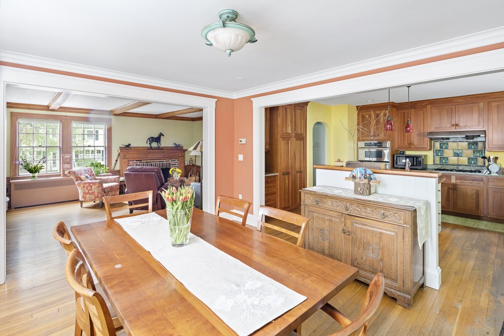 80 Standish Road Watertown, MA 02472 - Photo 6 of 22