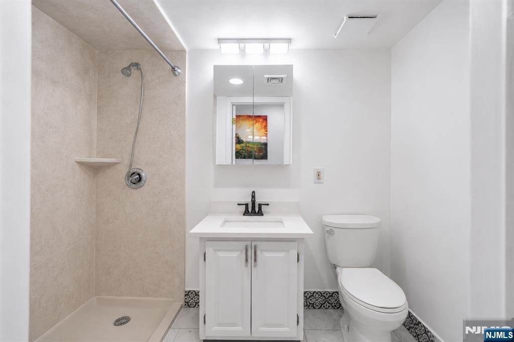 15 Boulder Run Road, Unit 148 Paterson, NJ 07501 - Photo 18 of 29