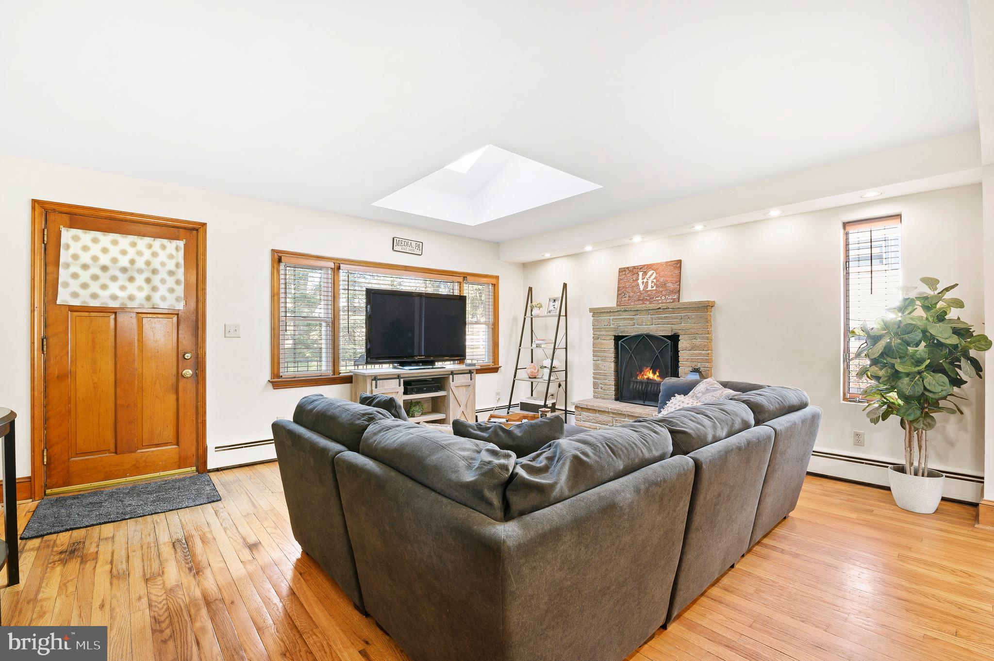 457 South Old Middletown Road Media, PA 19063 - Photo 4 of 24 Gallery Image 4