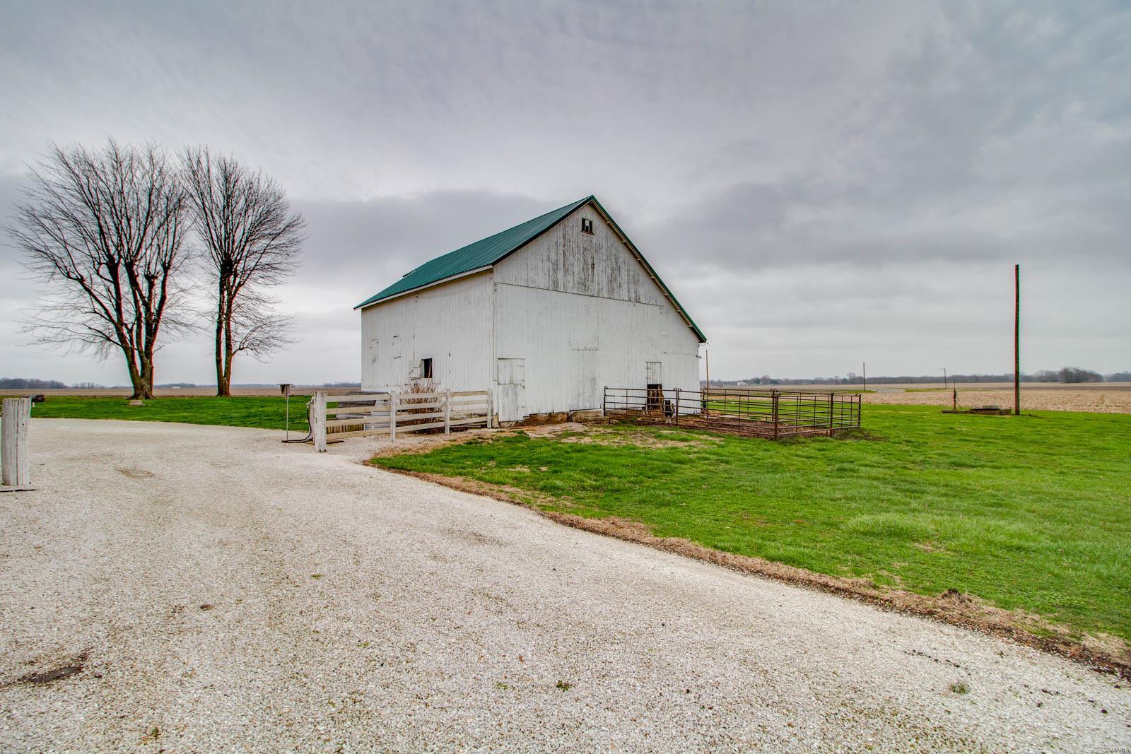 495 East White Hall Road White Hall, IL 62092 - Photo 24 of 76