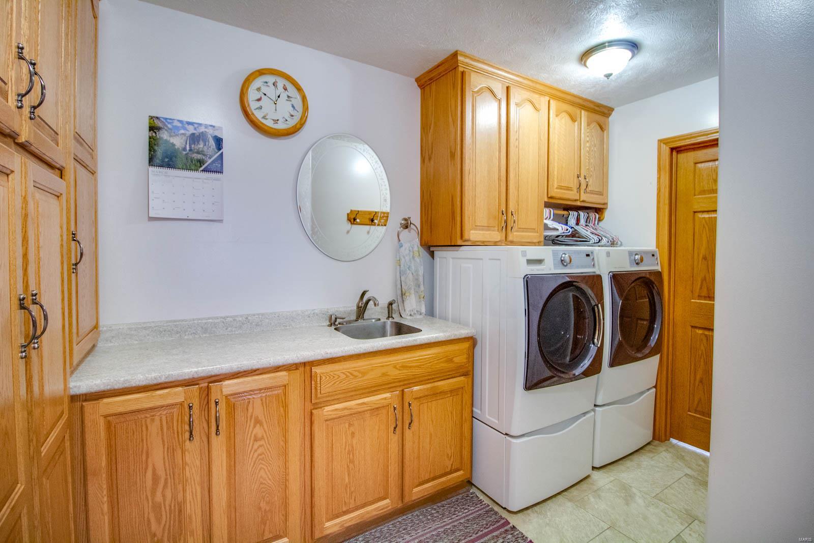 495 East White Hall Road White Hall, IL 62092 - Photo 47 of 76