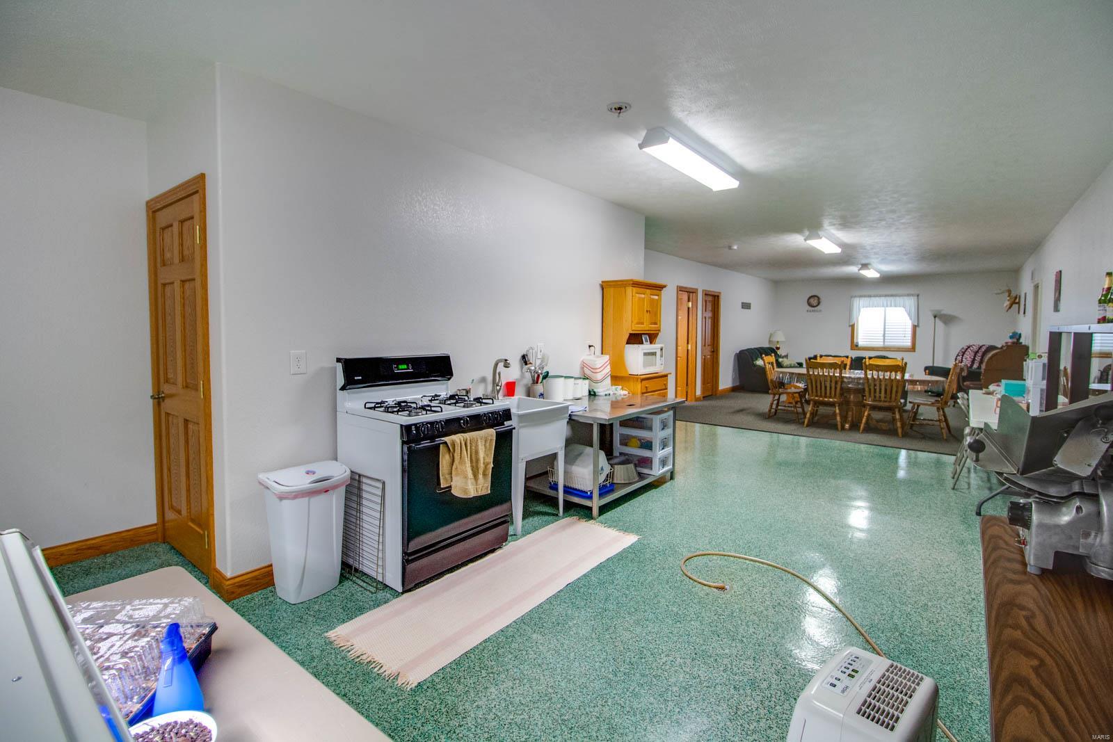 495 East White Hall Road White Hall, IL 62092 - Photo 72 of 76