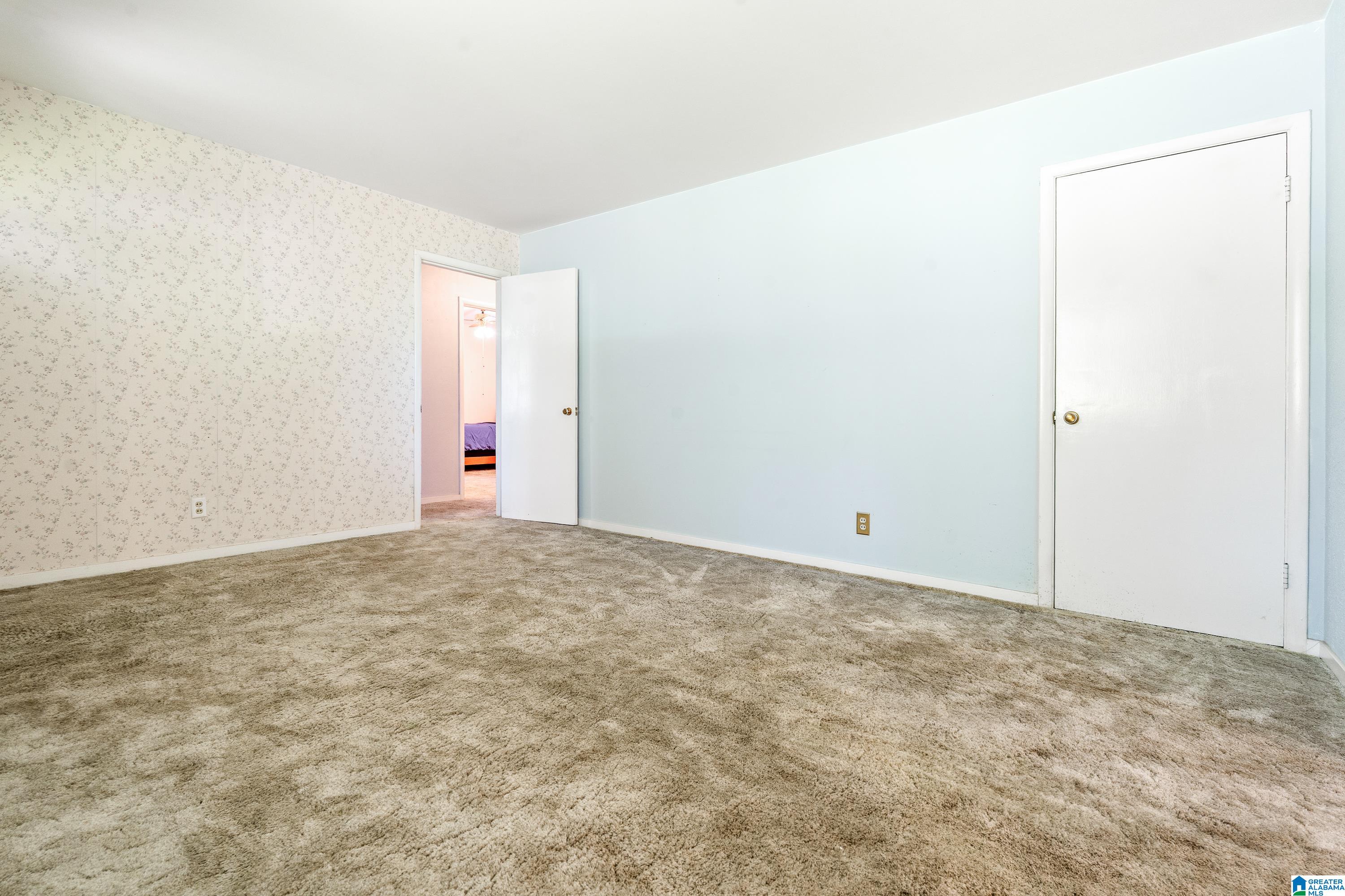 929 Barnisdale Road Birmingham, AL 35235 - Photo 7 of 29