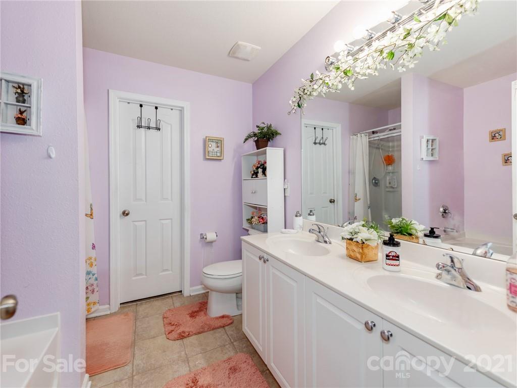 724 Overlook Road Lowell, NC 28098 - Photo 20 of 35 Gallery Image 20