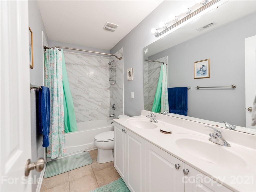 724 Overlook Road Lowell, NC 28098 - Photo 25 of 35 Gallery Image 25