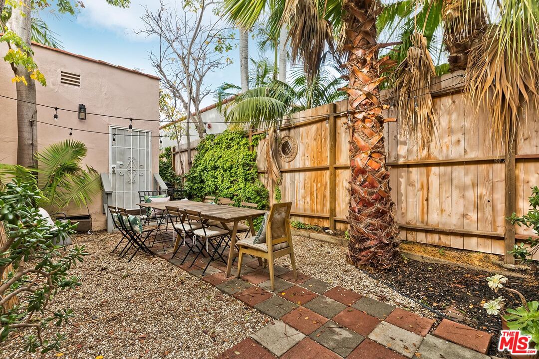 7471 Clinton Street Los Angeles, CA 90036 - Photo 20 of 21