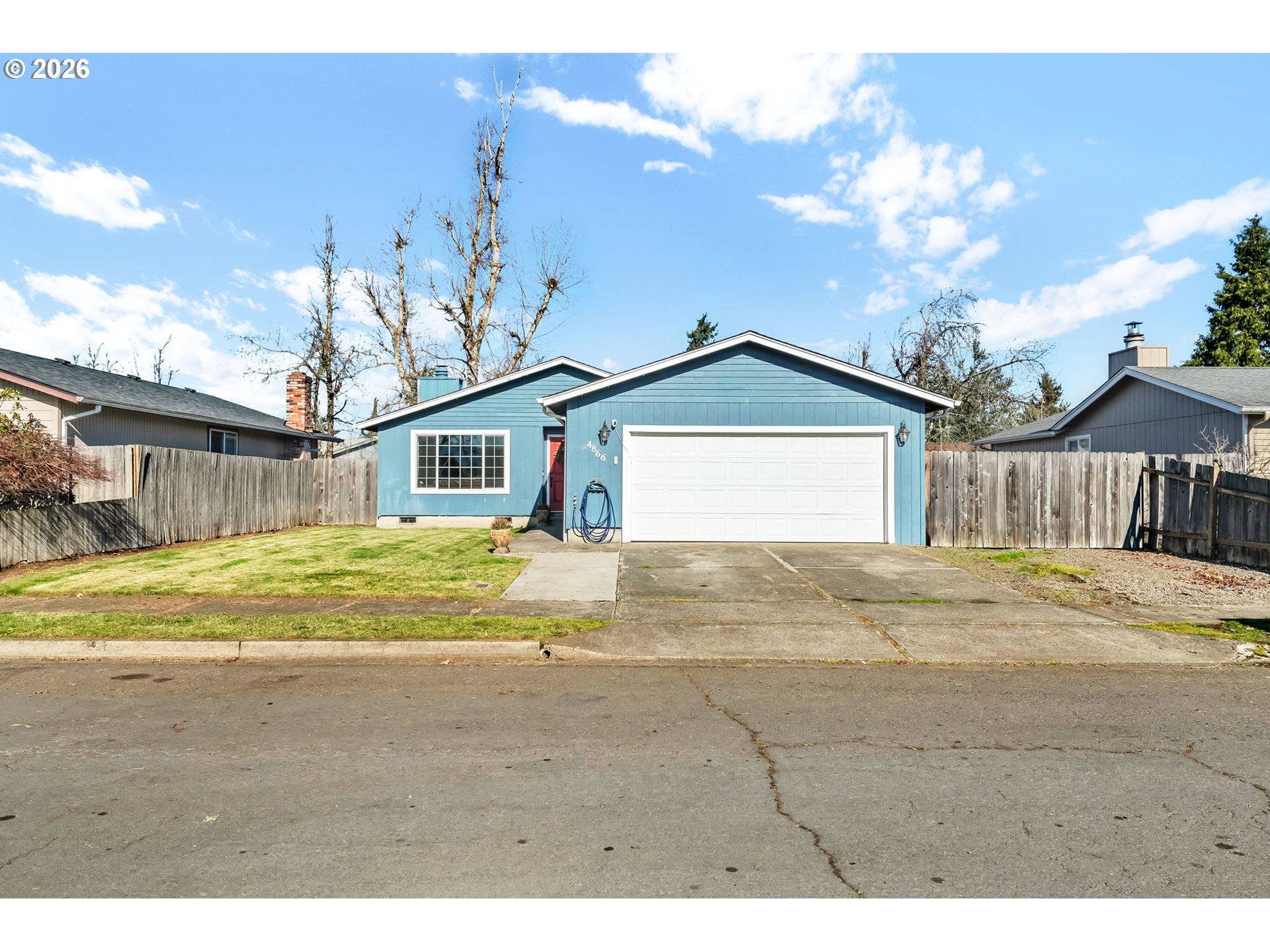 4866 Beaver Street Springfield, OR 97478 - Photo 3 of 35