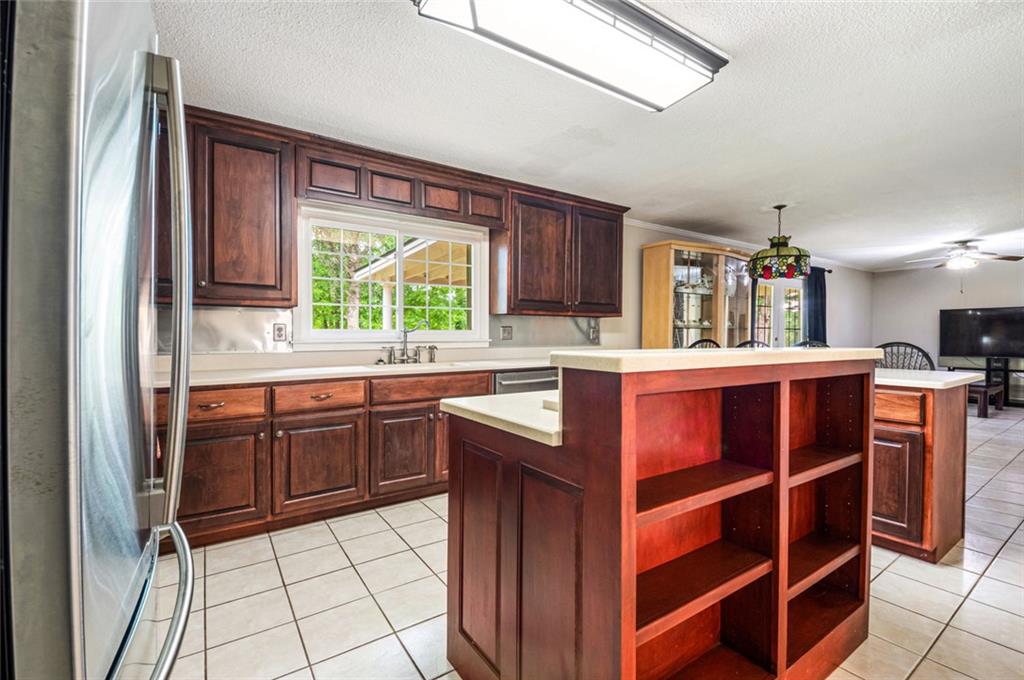451 Toms Creek Road Martin, GA 30557 - Photo 13 of 49