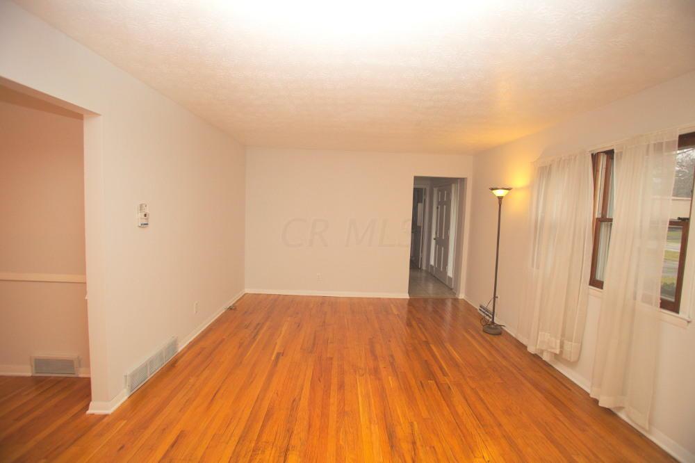 5630 Linworth Road Columbus, OH 43235 - Photo 6 of 33 Gallery Image 6
