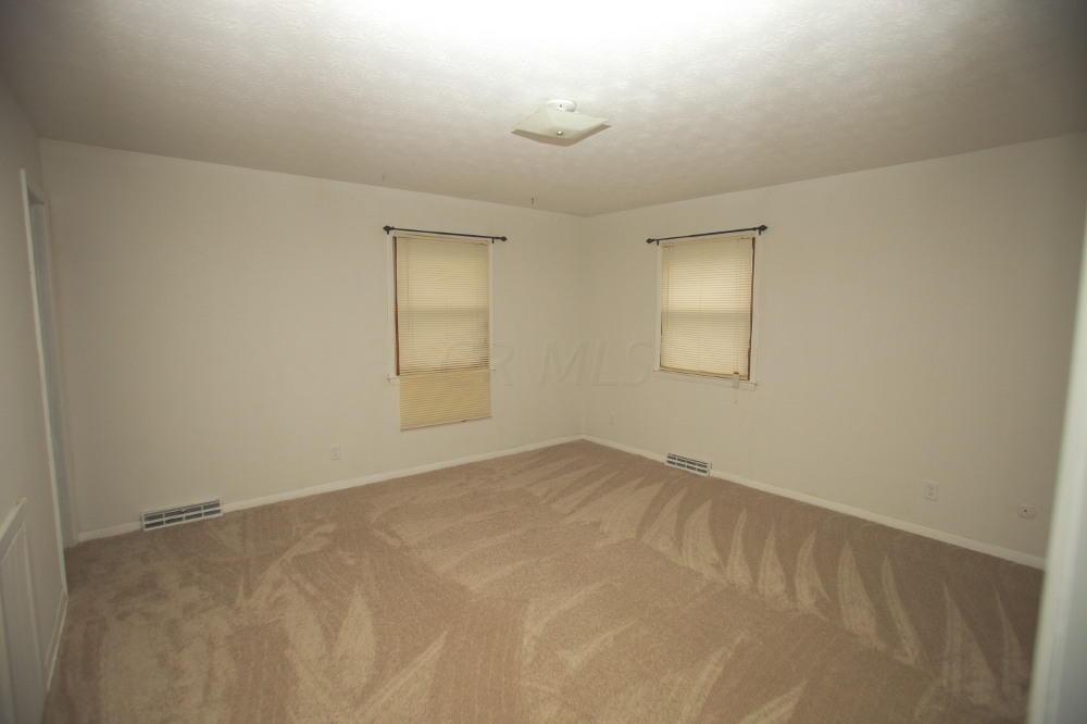 5630 Linworth Road Columbus, OH 43235 - Photo 7 of 33 Gallery Image 7