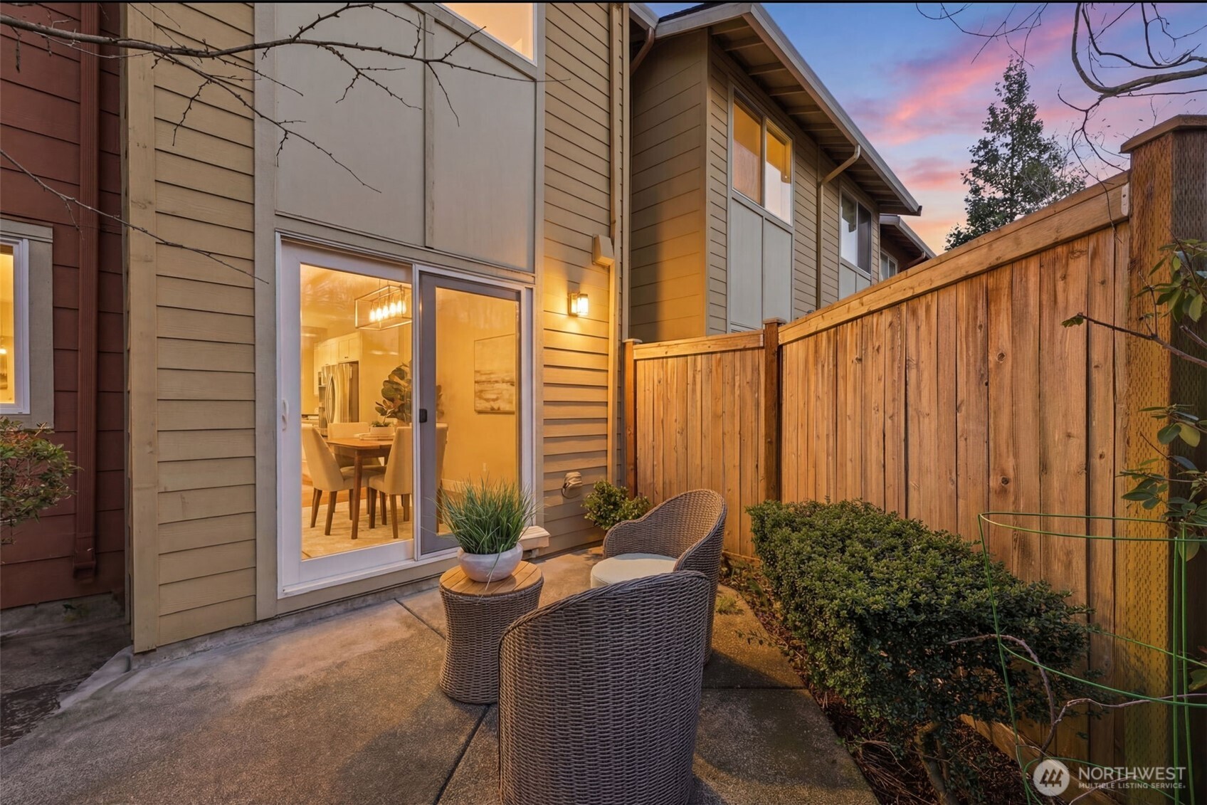 129 Cougar Ridge Road Northwest, Unit 1404 Issaquah, WA 98027 - Photo 22 of 27 Gallery Image 22
