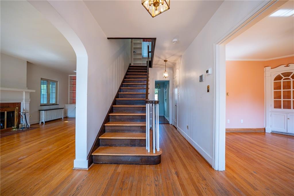 7533 Graymore Road Pittsburgh, PA 15221 - Photo 2 of 32 Gallery Image 2